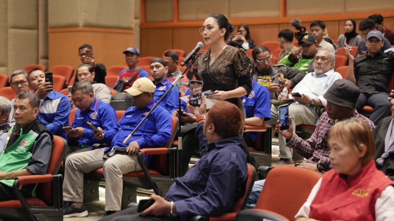 Rieke 'Oneng' Dorong Perpres Jaminan Sosial untuk Ojol, Dasco Janji Temui Prabowo
