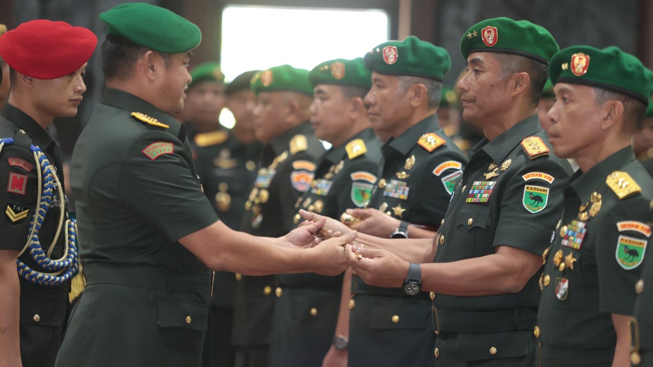 Kasad Jenderal Maruli Pimpin Sertijab Sejumlah Jabatan Strategis dan Penyerahan Tugas Wakasad