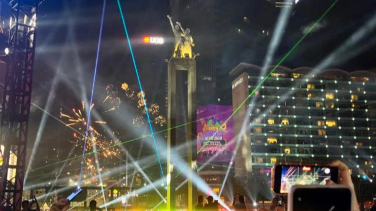 Sampah Sisa Perayaan Tahun Baru di Jakarta Capai 91,4 Ton