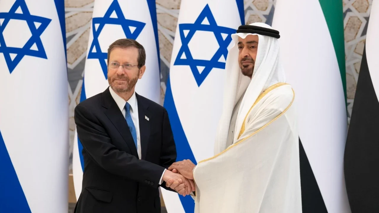 uea dan israel