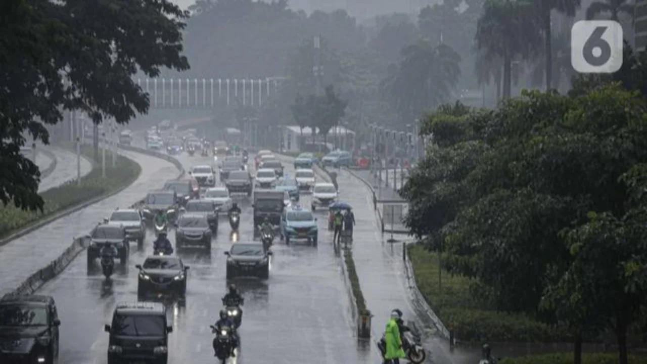 BMKG Keluarkan Peringatan Waspada Hujan Lebat Disertai Angin Kencang pada Rabu 14 Januari 2026