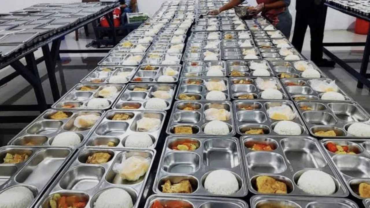 Penjelasan SPPG Mustikasari Bekasi Soal Video Viral Menu MBG Hanya Ubi dan Pisang