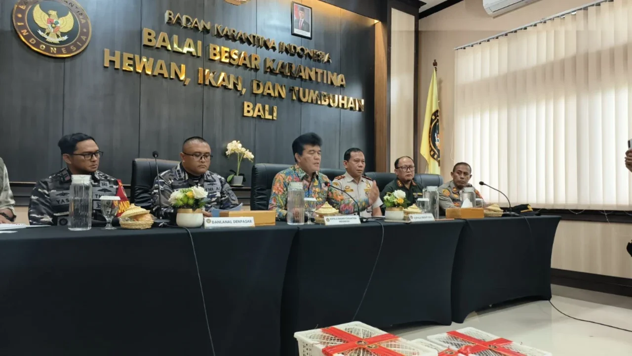Padangbai Jadi Jalur Gelap, Karantina Bali Amankan 7.355 Burung Selundupan