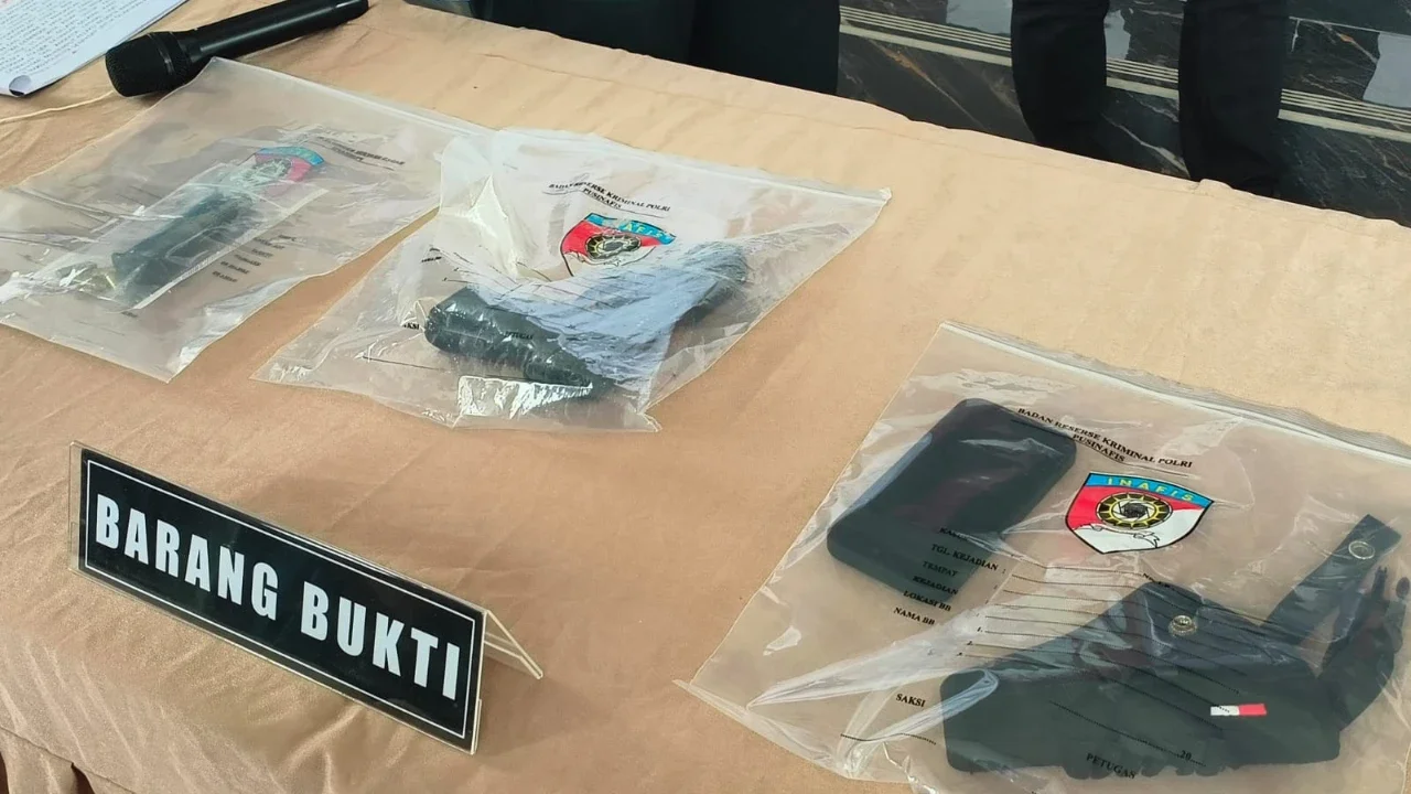 Viral Aksi Koboi Kades Pulo Liman Sumut Todongkan Pistol ke Warga, Polisi Turun Tangan
