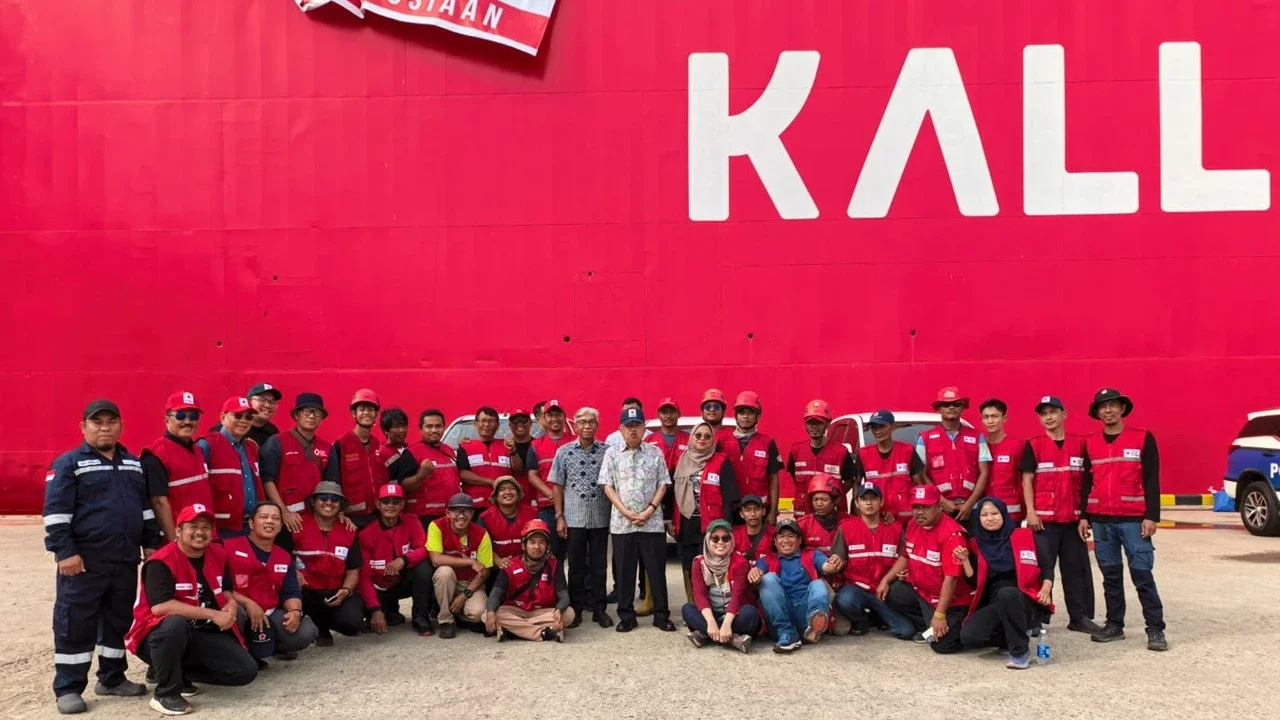 Jusuf Kalla Lepas 72 Relawan Kemanusiaan PMI untuk Bantu Korban Bencana Sumatra dan Aceh