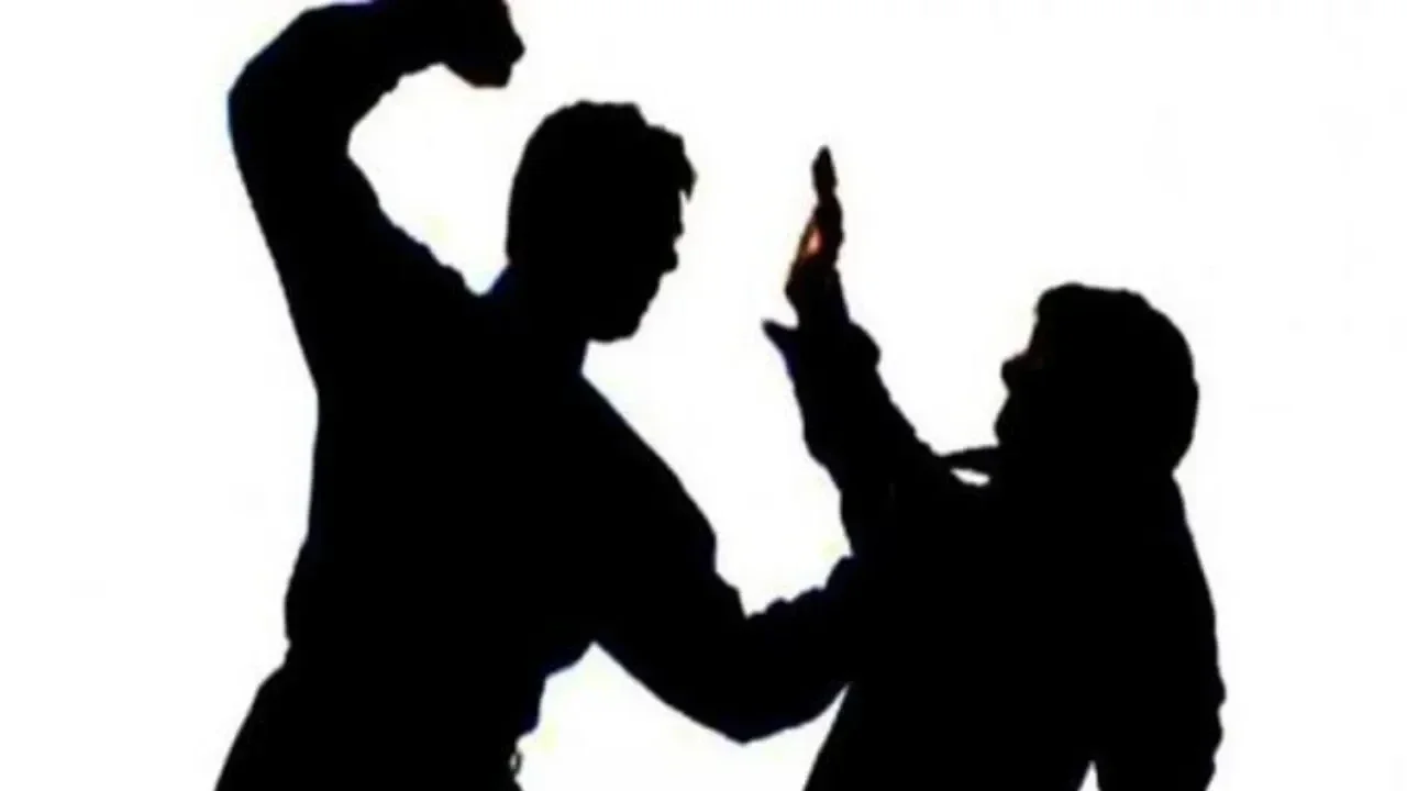 Dipukul, Pria Ini Balas dengan Menusuk dan Langsung Diamankan Polisi