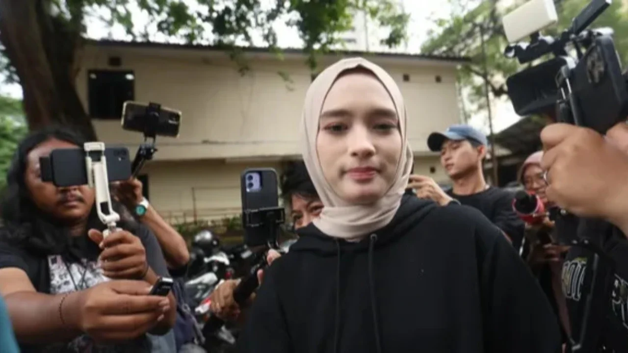 Sempat Mengaku Ditipu Usai Dinikahkan, Inara Rusli Cabut Laporan Terhadap Insanul Fahmi di Polisi