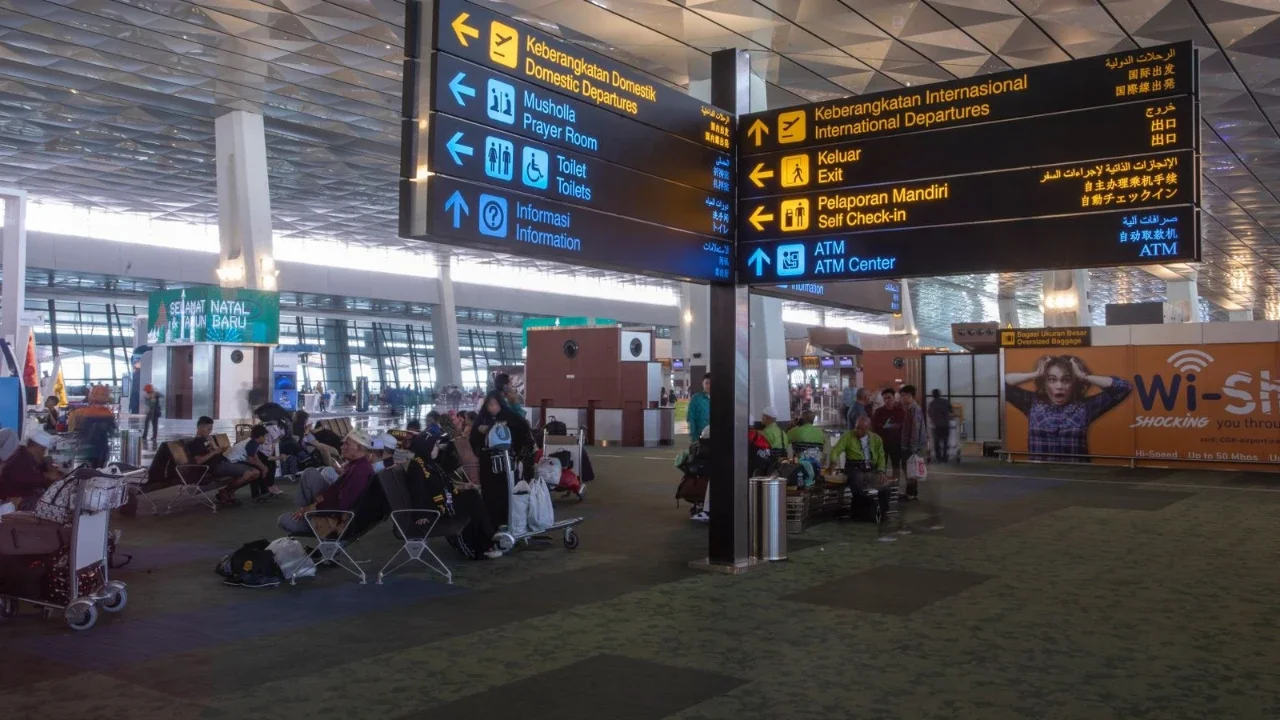 Warga Indonesia Pelesiran ke Luar Negeri Meningkat 9,56% pada November 2025