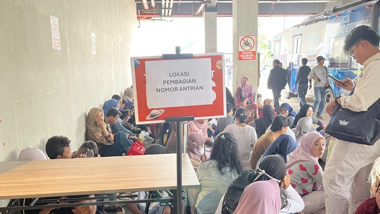 Pengunjung Planetarium Membludak, Jadwal Show dan Tiket On The Spot Bakal Ditambah?