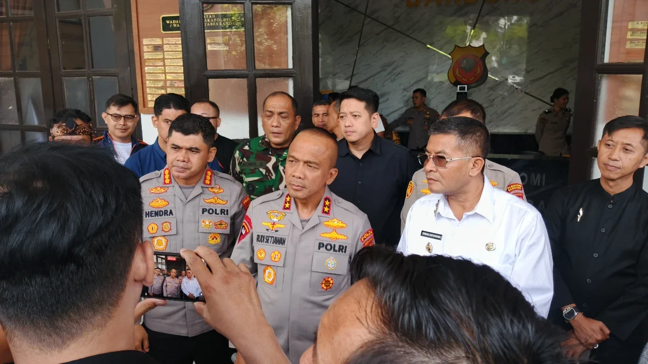 Mitigasi Risiko Laga Panas, Polda Jabar Take Over Pengamanan Persib vs Persija