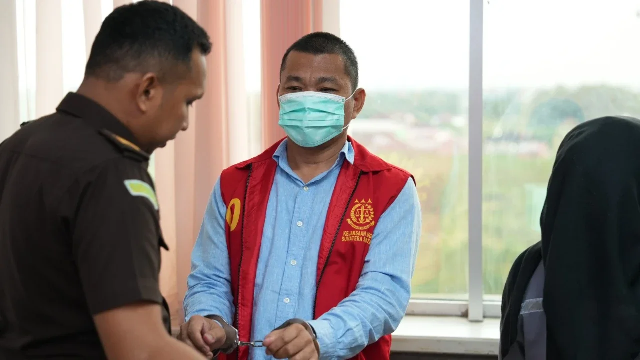 Korupsi Distribusi Semen Tol PKKA 2 Pejabat PT Semen Baturaja dan 1 Swasta Jadi Tersangka