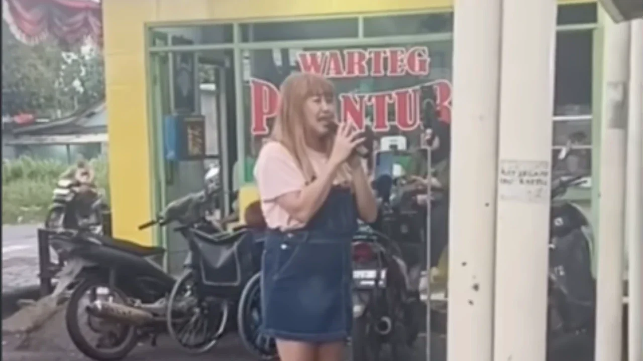 Dulu Terkanal, Kini Pinkan Mambo Ngamen di Jalanan Demi Susu Anak