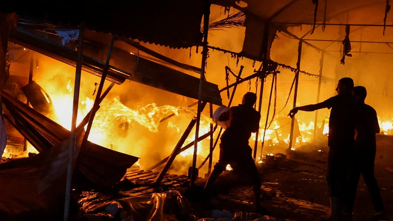 serangan udara israel ke gaza