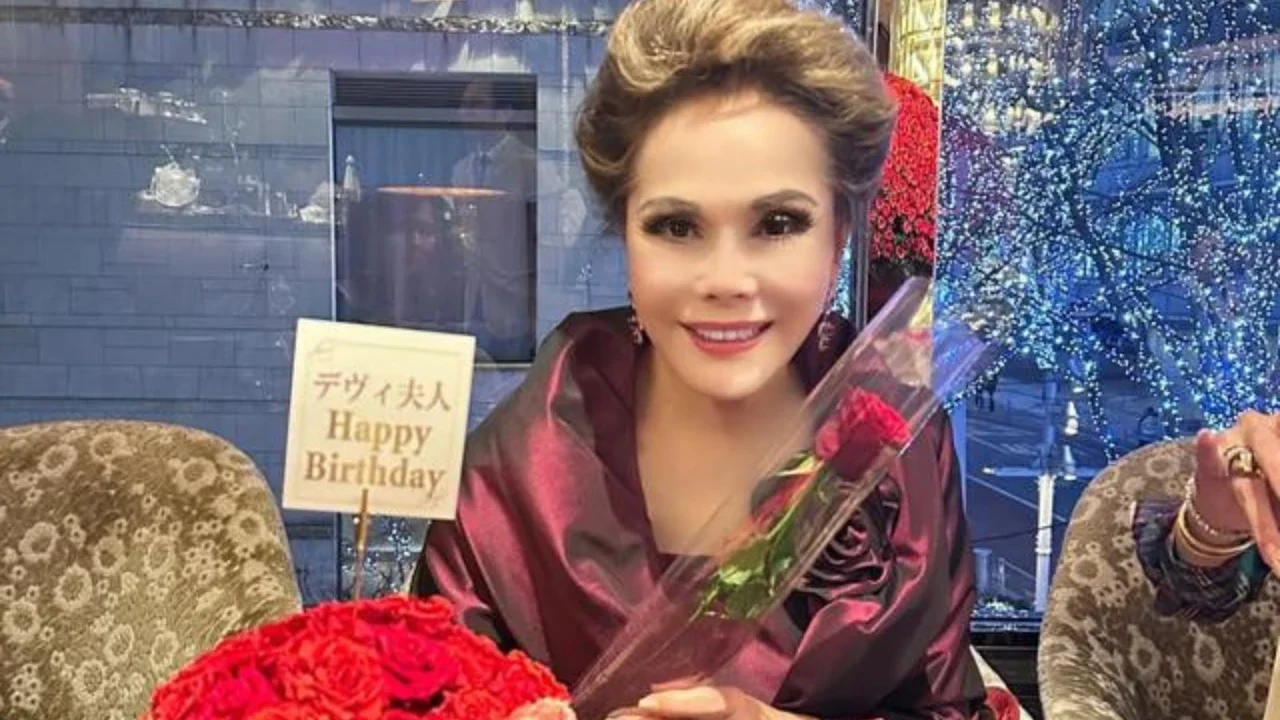 Momen Perayaan Ultah Dewi Soekarno ke-86/ Instagram @dewisukarnoofficial