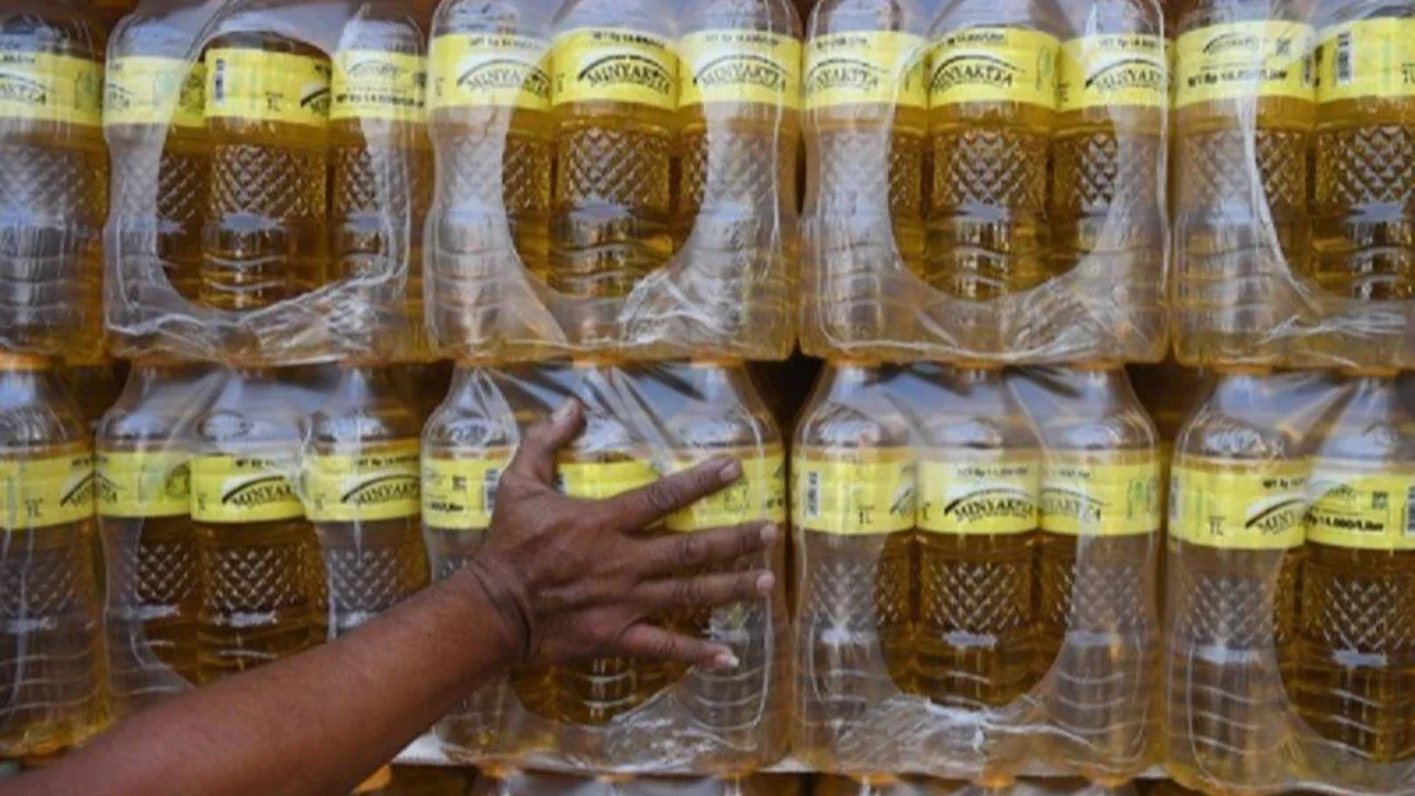 Bantuan Minyak Goreng dan Baju Kiriman Diaspora Aceh Tertahan Bea Cukai