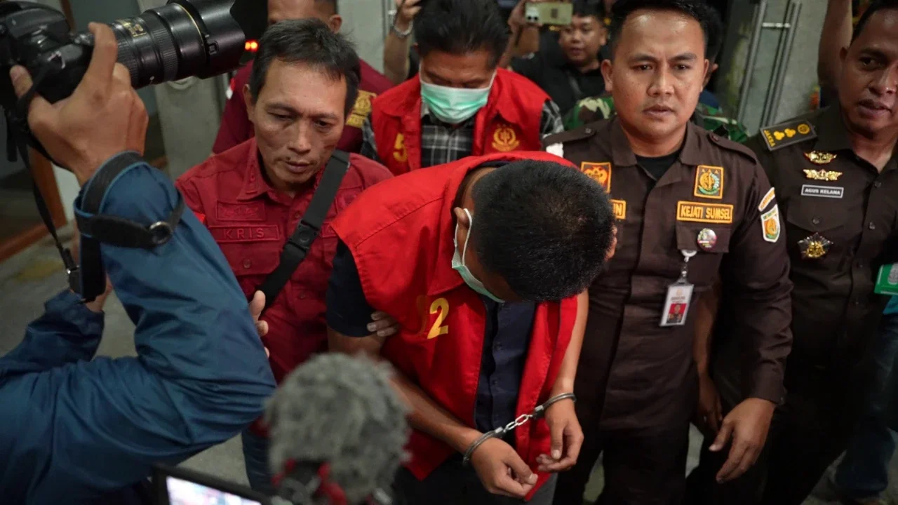 Terjerat Dugaan Suap Proyek, Anggota DPRD Muara Enim dan Anak Beli Mobil Mewah Alphard