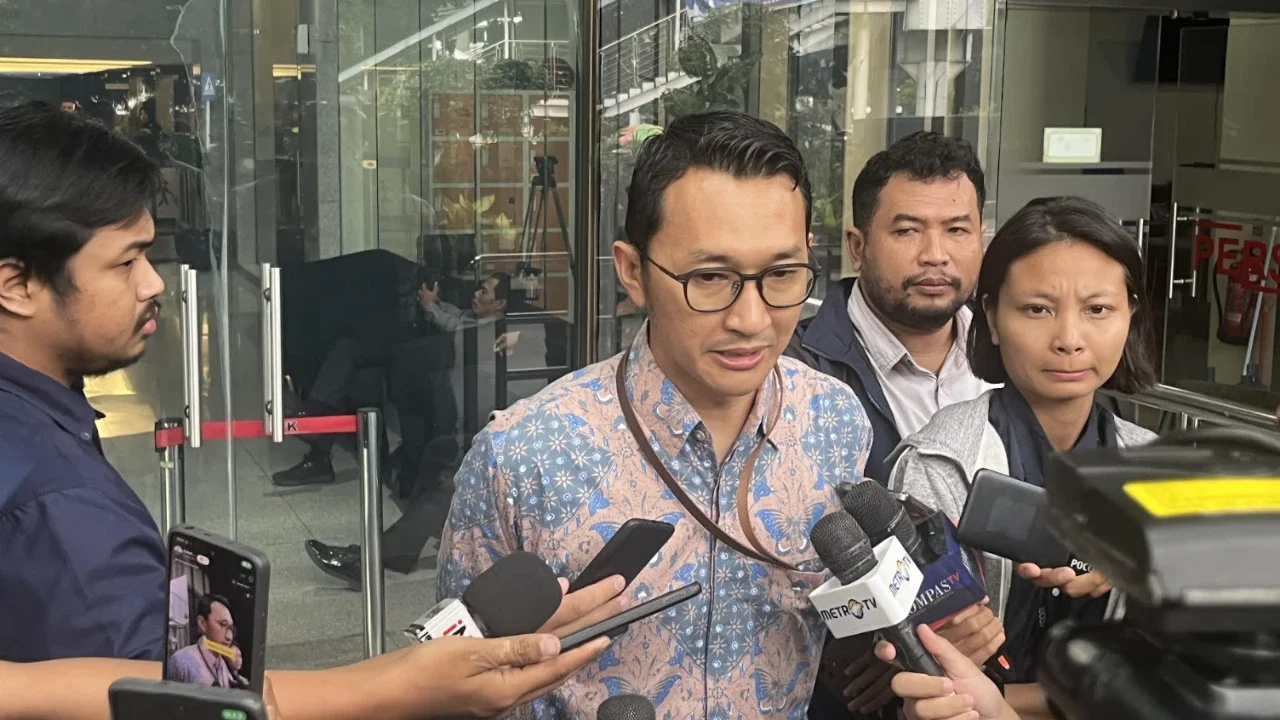 KPK Periksa Dua Pegawai Bea Cukai Terkait Dugaan Korupsi Importasi Barang