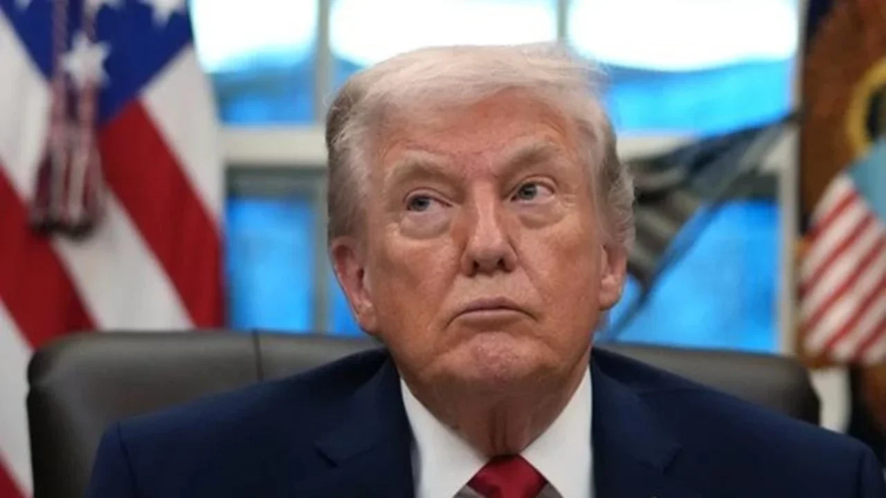 Presiden Amerika Serikat Donald Trump di Ruang Oval, Gedung Putih, Kamis (29/1/2026). (Dok. AP/Allison Robert)