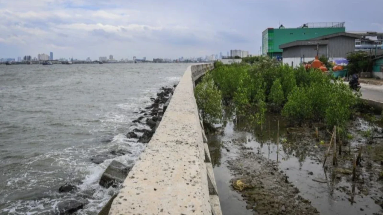 Proyek Giant Sea Wall Butuh Duit Rp1.680 Miliar
