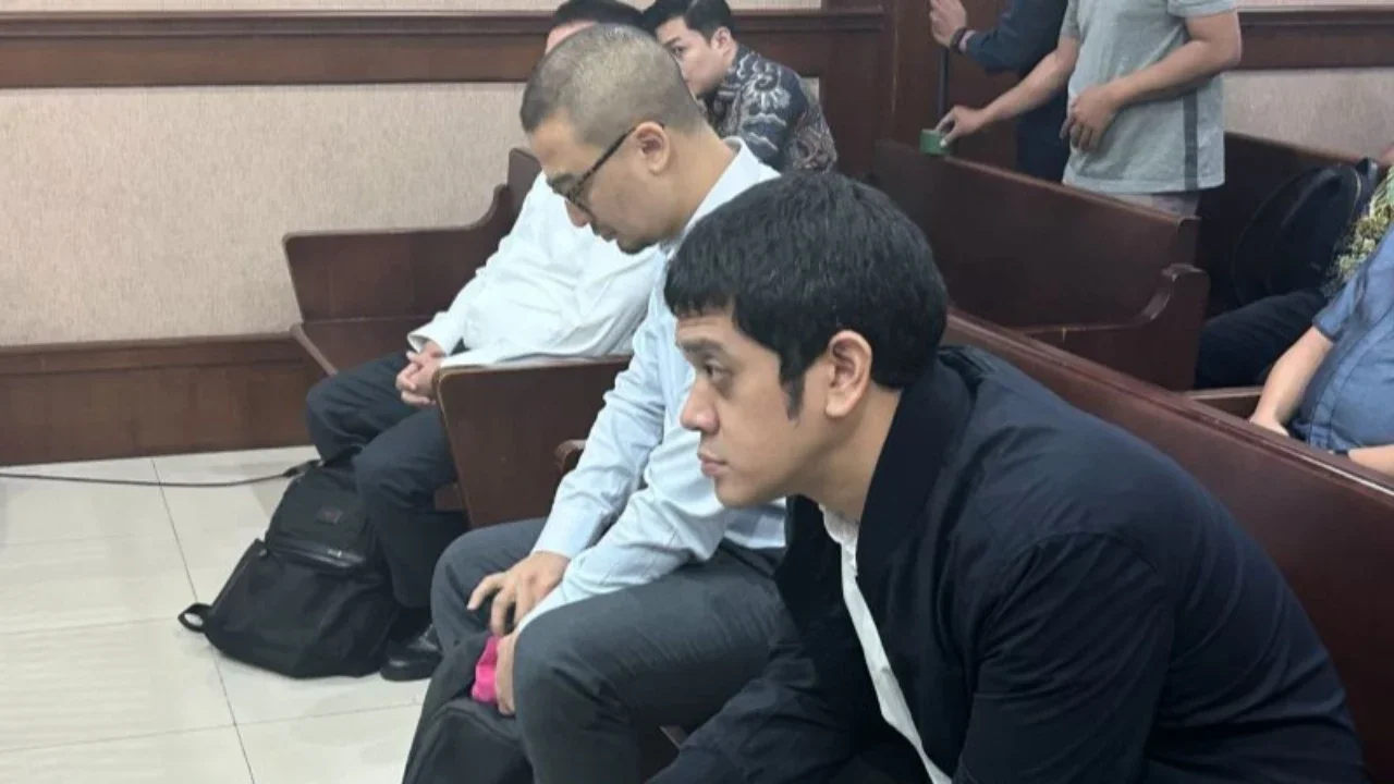 Anak Riza Chalid dan 8 Terdakwa Lain Kasus Korupsi Pertamina Jalani Sidang Vonis