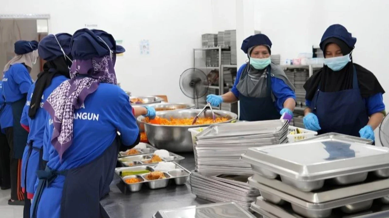 Disebut Masih Ada Kebingungan Soal Anggaran MBG, PDIP Blak-Blakan Ungkap Data