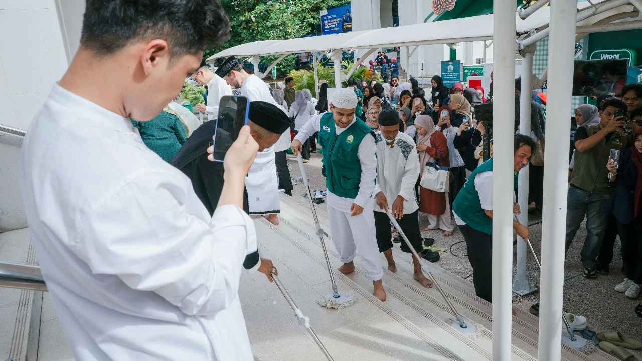 Gerakan Masjid Bersih 2026: WIPOL Bersihkan 54.000 Masjid di 12 Provinsi