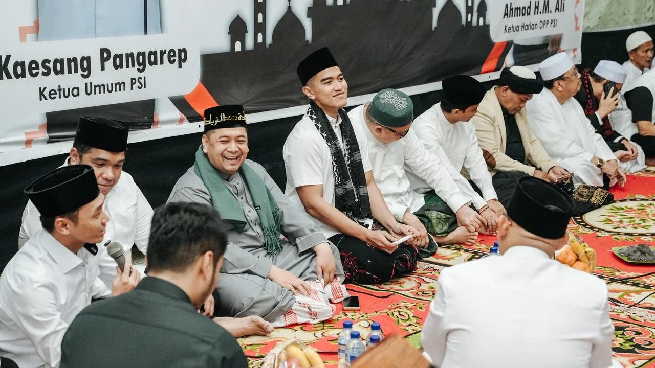Kunjungi Ponpes Azziyadah, Kaesang Pangarep Didoakan Jadi Presiden