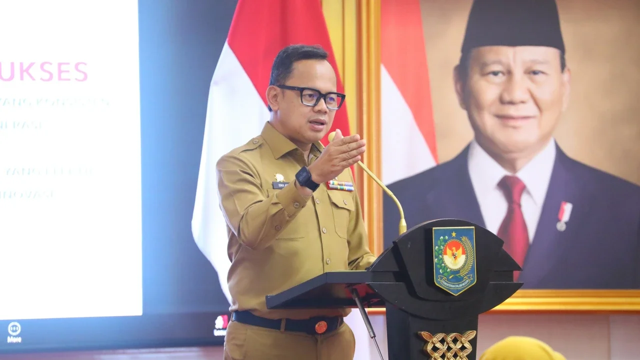 Wamendagri Ungkap Arahan Presiden saat Rapat: Tak Segan Lakukan Tindakan yang Berpihak ke Rakyat
