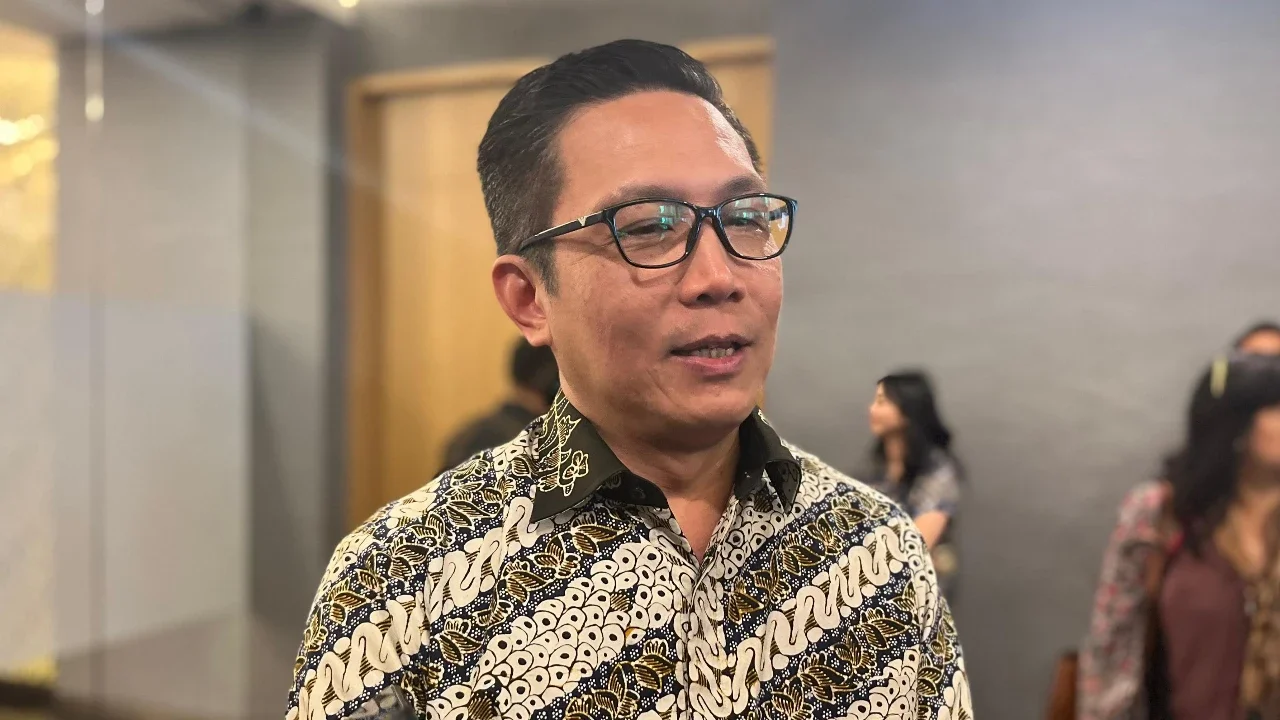 Profil Jeffrey Hendrik, Pejabat Sementara Direktur BEI Usai Iman Rachman Mengundurkan Diri