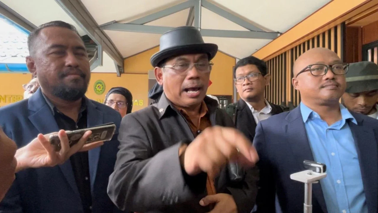 Penggugat Sebut Siapapun Saksinya Tak Ada yang Bisa Buktikan Ijazah Jokowi Asli