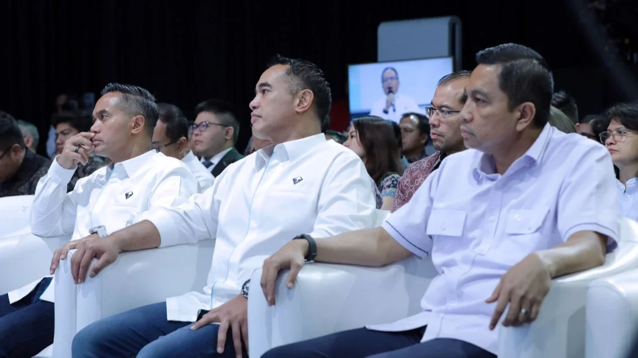 CEO VKTR, Anindra Ardiansyah Bakrie atau Ardi Bakrie