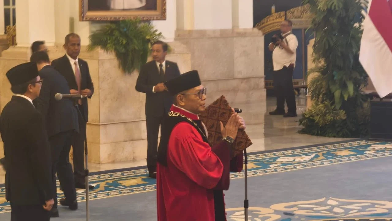 Tuai Kritik Jadi Hakim MK, Adies Kadir: Tanya DPR Saja