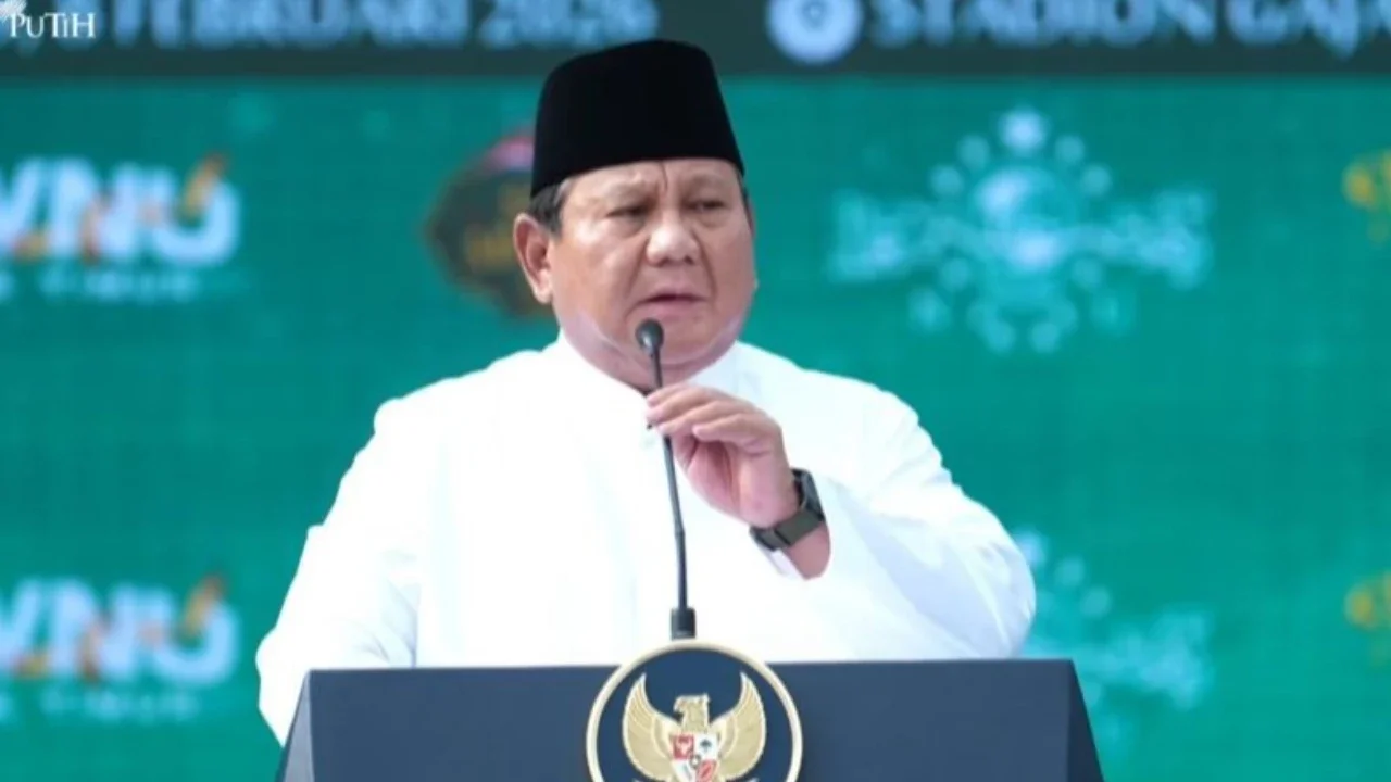 Presiden Prabowo Subianto mengumumkan Indonesia menjadi negara asing pertama yang diizinkan memiliki lahan di Makkah untuk membangun Kompleks Haji Indonesia, sebuah kehormatan besar dari Arab Saudi.