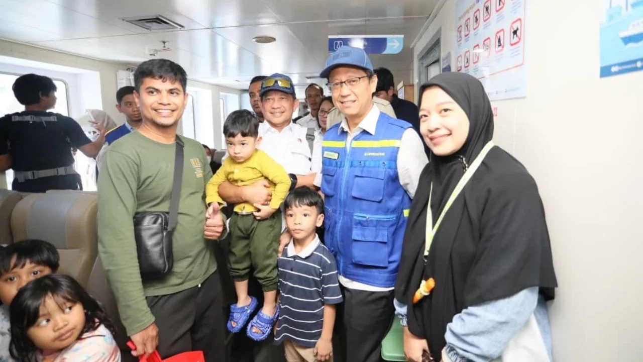 Mendagri Tito Tinjau Kesiapan Arus Mudik Lebaran 2026 di Pelabuhan Merak