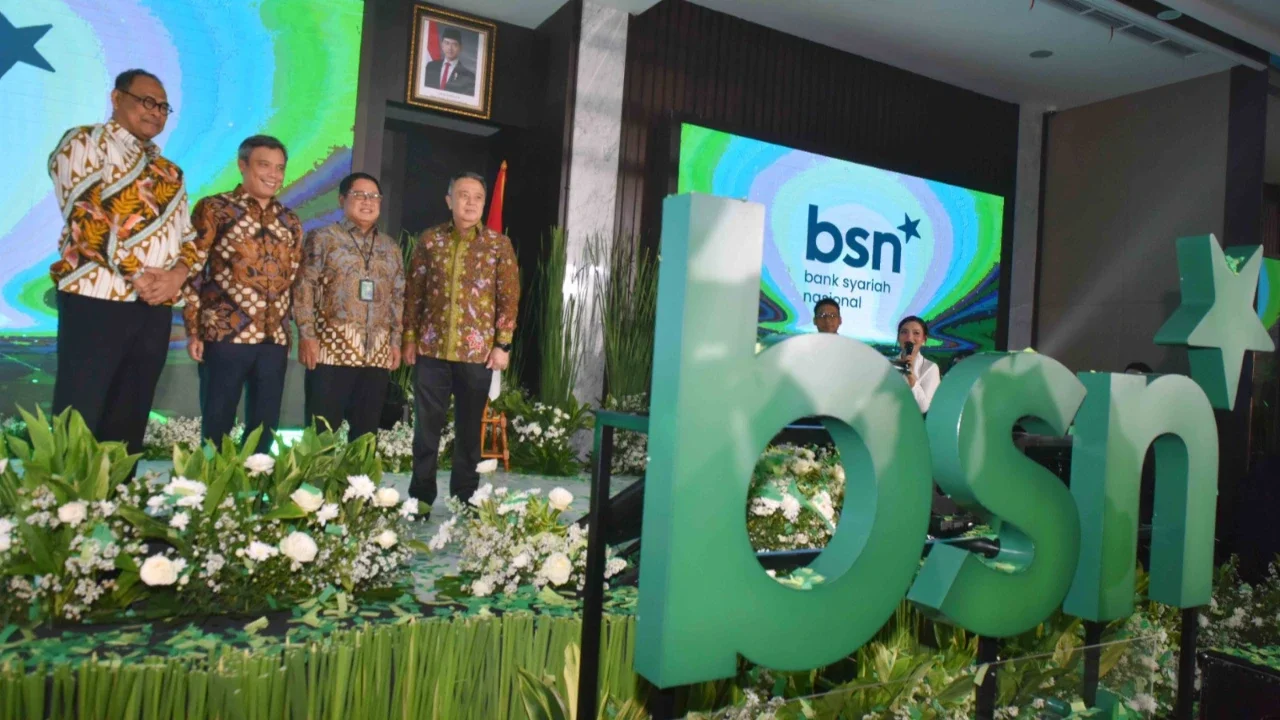 Beri Kontribusi Positif, BSN Bagi-Bagi Ratusan Paket Sembako untuk Masyarakat