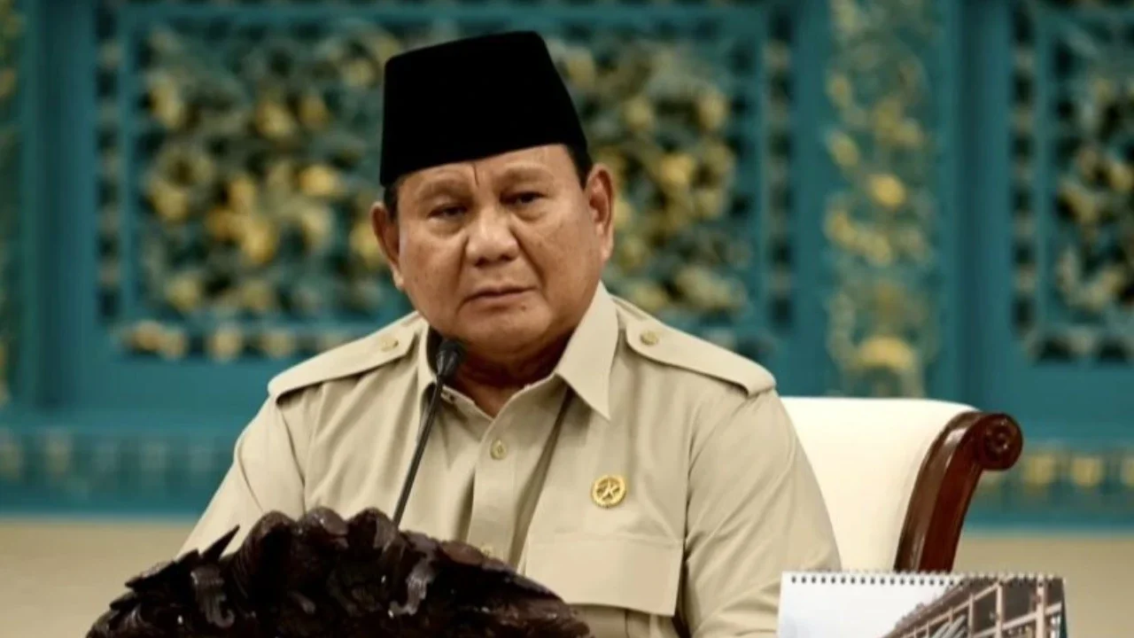 Presiden Prabowo Subianto menginstruksikan Menteri Pariwisata Widiyanti Putri Wardhana untuk mengoptimalkan potensi wisata Lebaran dan Nyepi, guna meningkatkan kunjungan wisatawan domestik dan internasional ke berbagai destinasi di Indonesia.