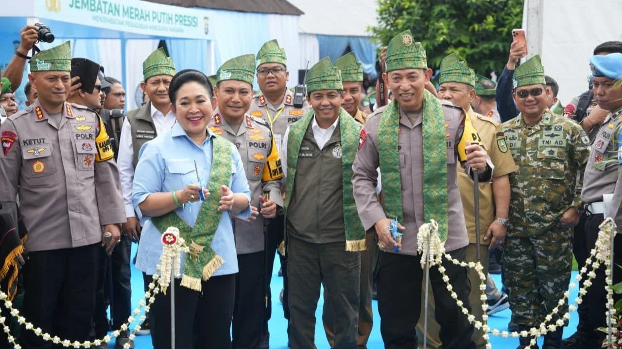 Kapolri Resmikan Jembatan Presisi di Riau, Akses Warga Dipermudah