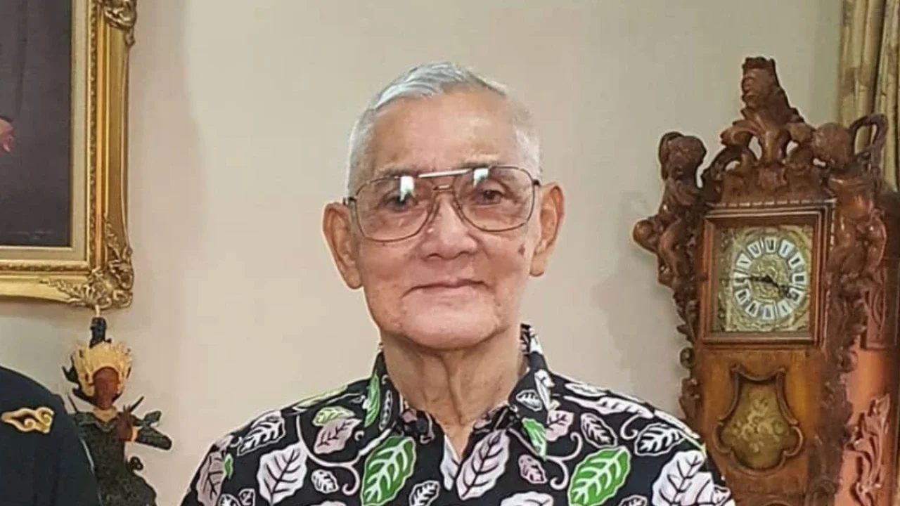 Mantan Wapres RI Try Sutrisno