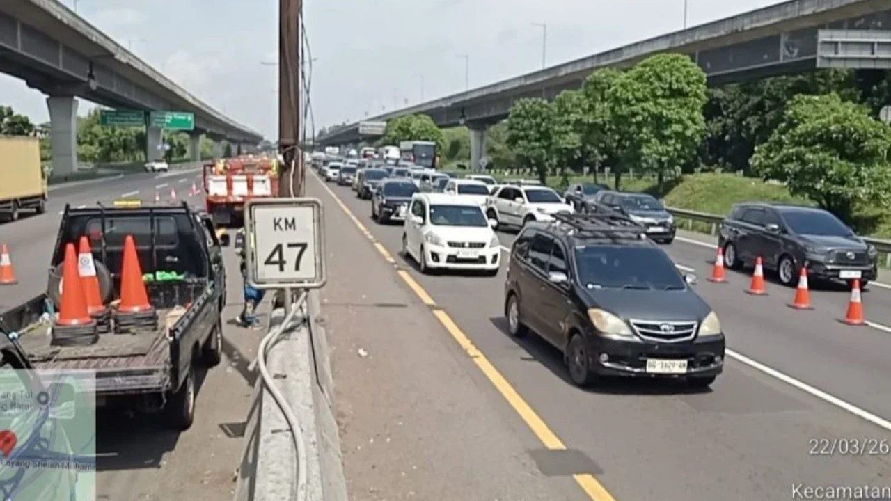 Contraflow Diberlakukan Dua Lajur di Tol Japek dari KM 70 - KM 47 arah Jakarta