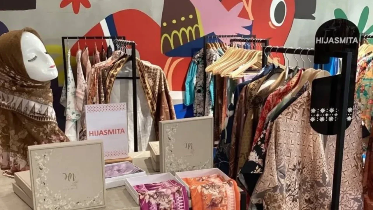 Pemberdayaan BRI Tumbuhkan Kreativitas Pelaku Usaha 'Hijasmita' Lewat Desain Hijab Modern Bernuansa Lokal