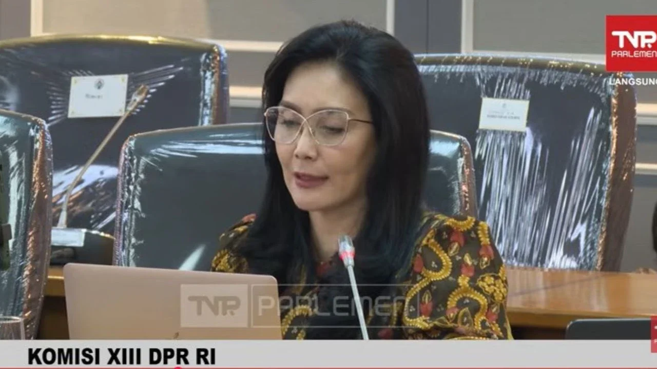 Keras Rieke ke Wakil Menteri Hukum, RUU Kewarganegaraan Bisa Disalahgunakan, Negara Harus Tegas