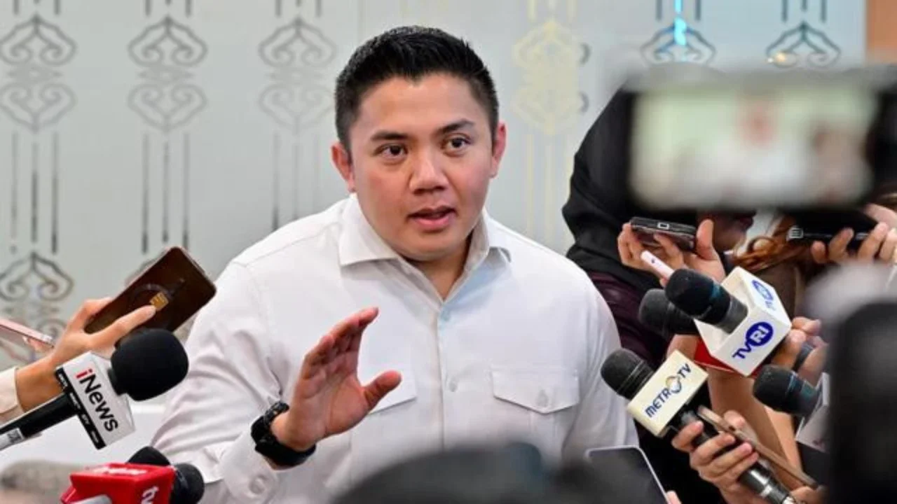 Seskab Teddy: Presiden Prabowo Kantongi Komitmen Rp380 Triliun dari Jepang