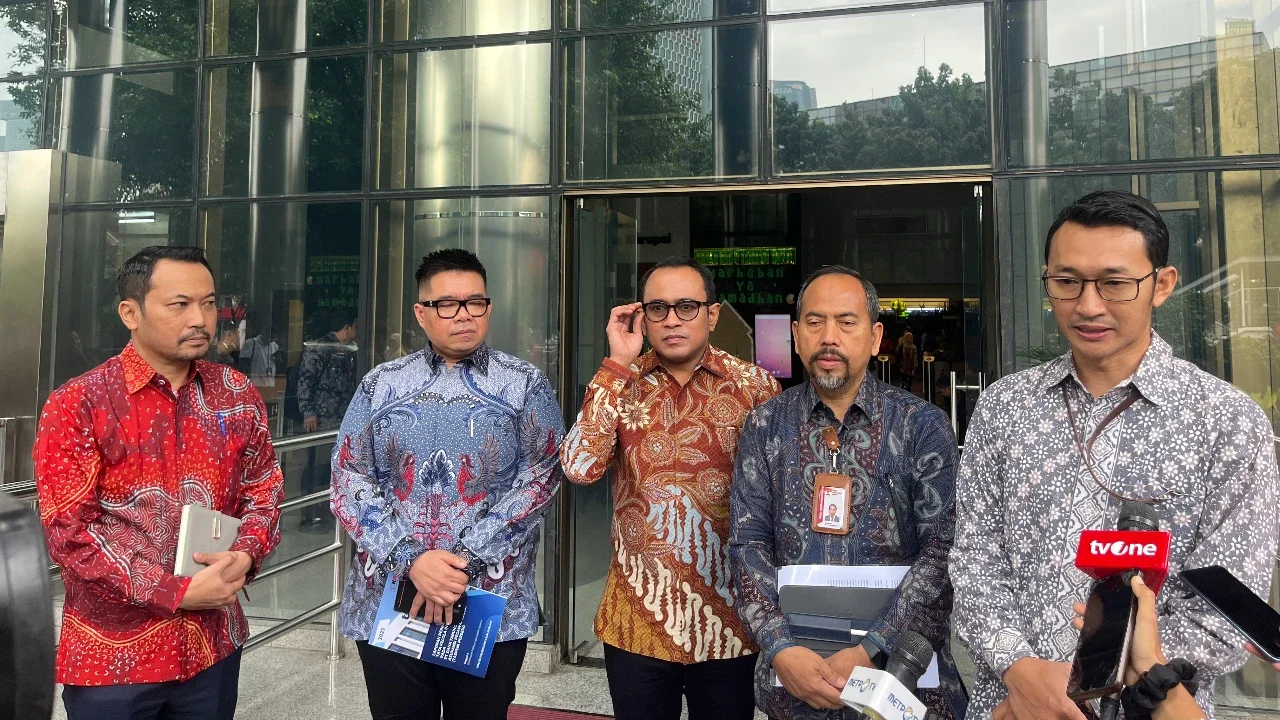 Petinggi 5 BUMN Datangi Gedung KPK, Ada Taspen Hingga Pertamina Patra Niaga