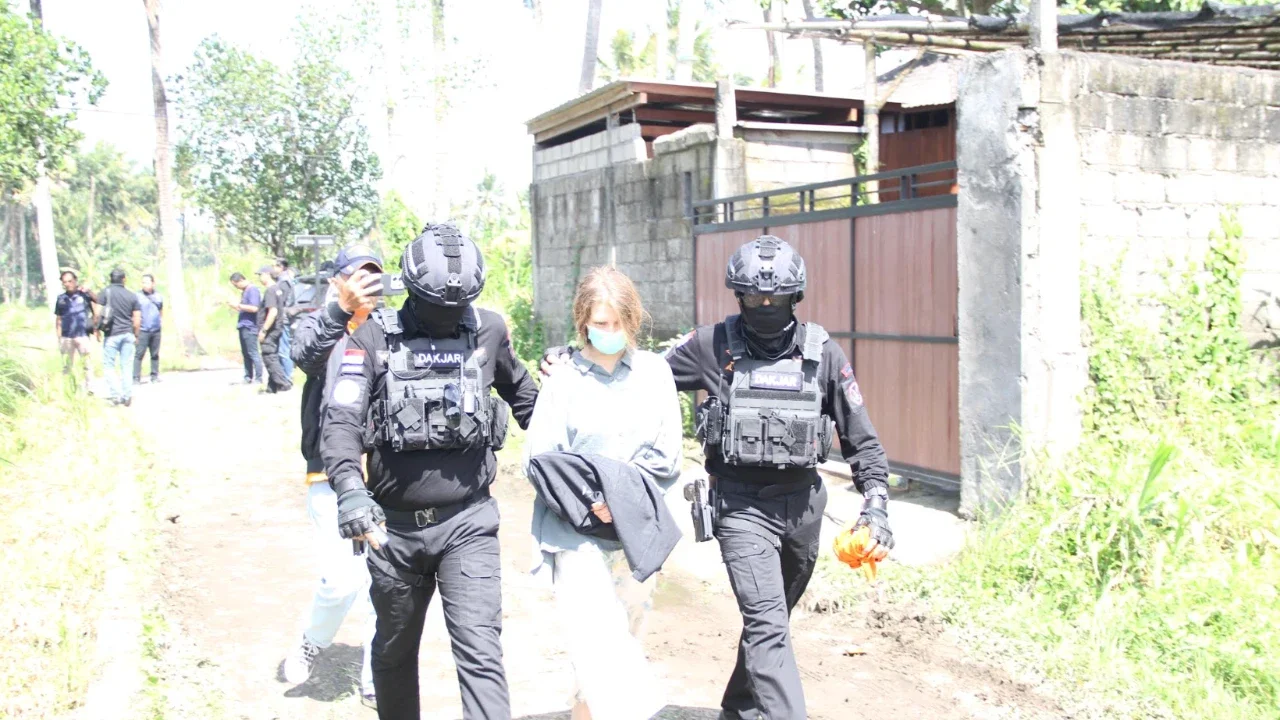 WN Rusia yang Produksi Narkotika Mephedrone di Bali Diupah Rp30 Juta