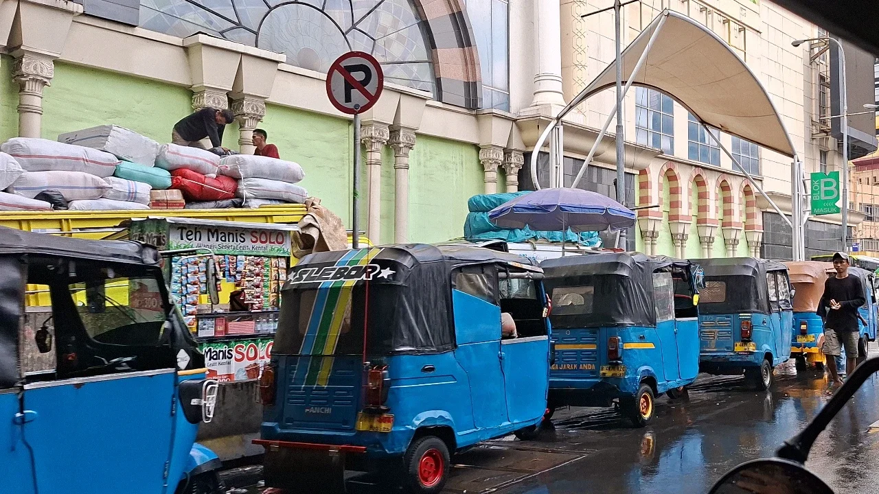 Kondisi Tanah Abang Usai Penertiban Sopir Bajaj oleh Satpol PP DKI