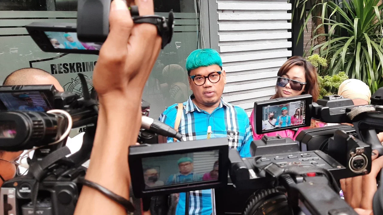 Tak Tinggal Diam, Uya Kuya Lapor Polisi Terkait Tuduhan Punya 750 Dapur MBG