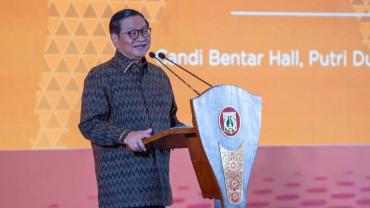 Harga BBM Non Subsidi Naik, Pramono Anung Siapkan Terobosan agar Warga Naik Transportasi Umum