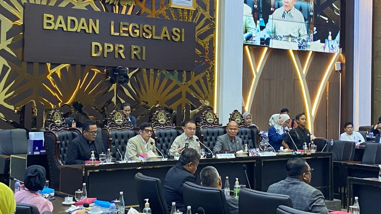 Dipimpin Dasco, DPR dan Pemerintah Sepakat RUU PPRT Disahkan Pada Rapat Paripurna Hari Ini