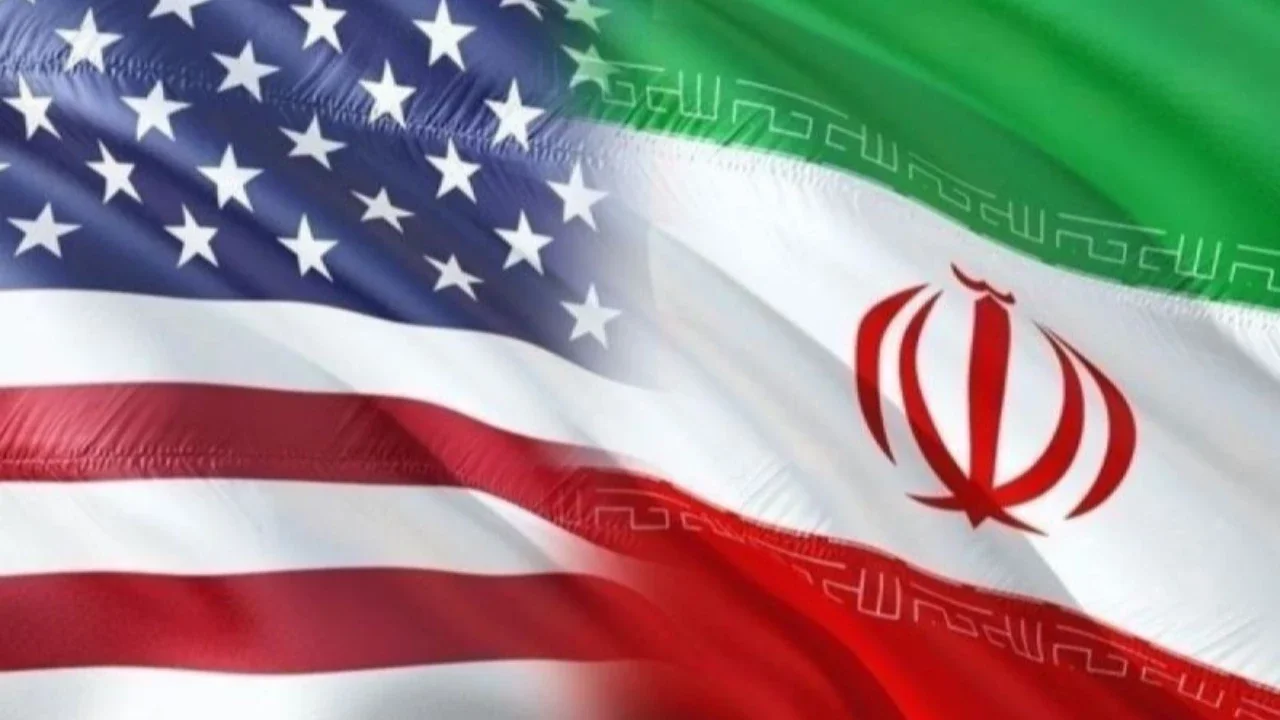 Delegasi Amerika Serikat telah mendarat di Islamabad untuk memulai Negosiasi AS Iran, dengan Pakistan bertindak sebagai mediator, demi mencapai perdamaian abadi di Timur Tengah.