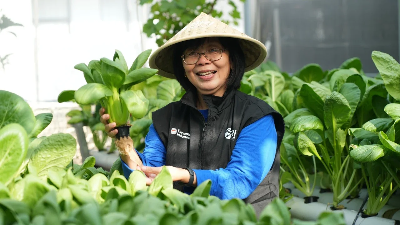 Dari Kartini untuk Bumi: BRI Berdayakan Perempuan Lewat Urban Farming Program BRInita